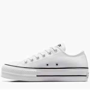 Converse lift. Chuck taylors. Worn ONCE